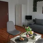 Opia Apartments - Old Town